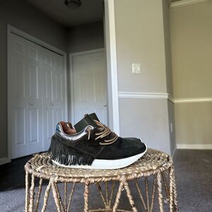 $395 Esse ut Esse Green Italian Leather Suede Fringe Sneakers Women's IT 36/US 6